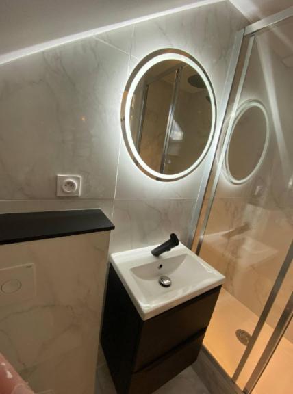La 5 Etoiles 30g Rue General Margueritte Appartement