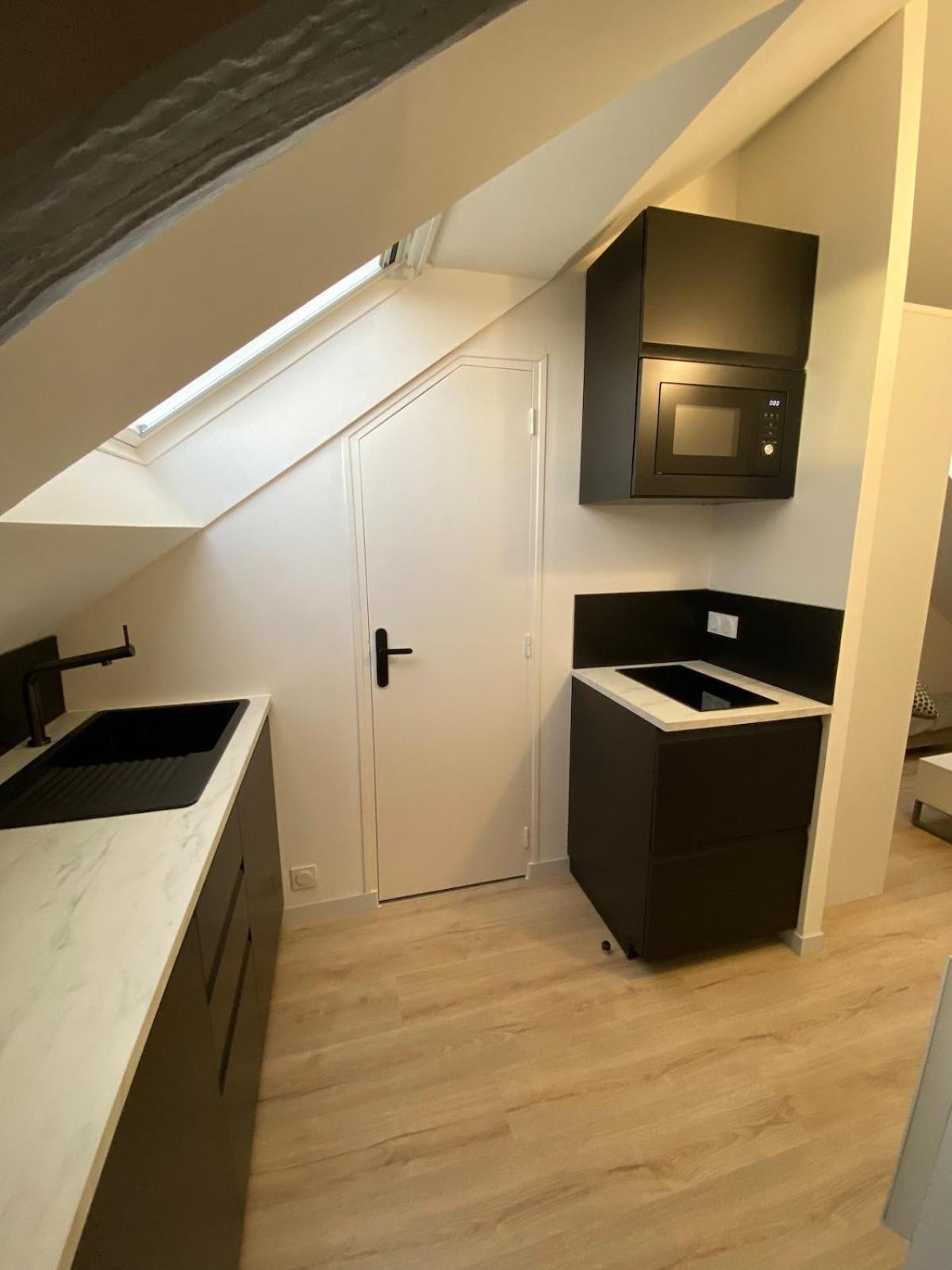 La 5 Etoiles 30g Rue General Margueritte *
