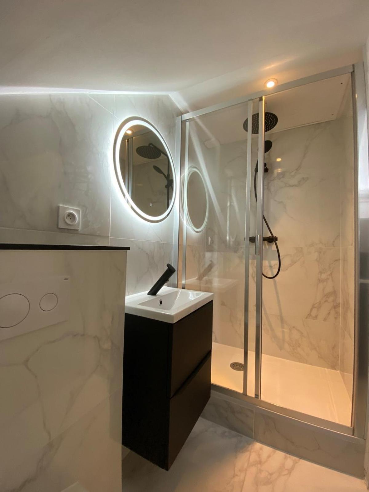 La 5 Etoiles 30g Rue General Margueritte
