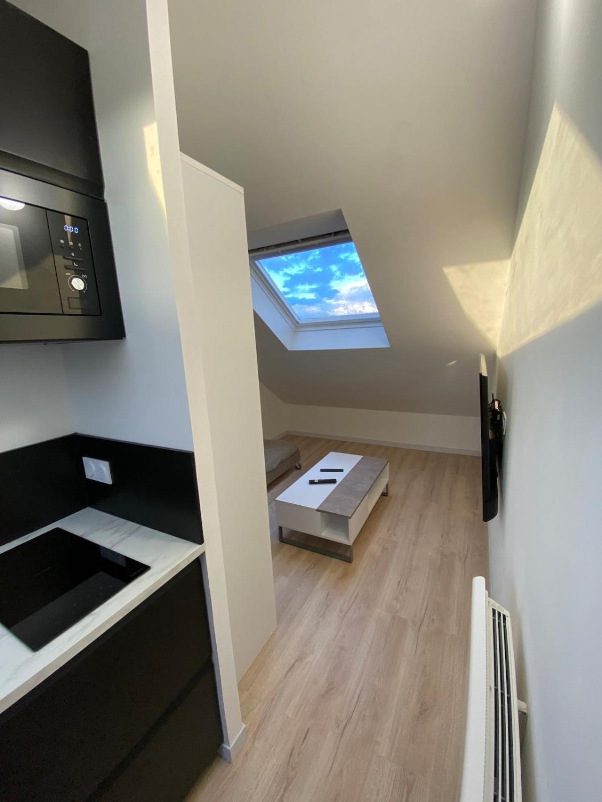La 5 Etoiles 30g Rue General Margueritte Rennes